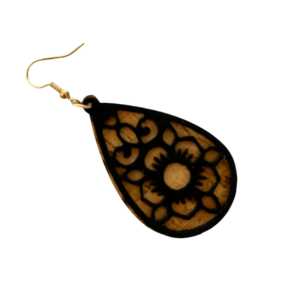 These distinctive eco-fashion cork earrings are sure to wow! Featuring two cork laser-cut teardrops, the solid base colour is a natural cork colour, highlighted by an intricate, delicate flower design in black. Super lightweight, you will forget you are wearing them until the compliments flood in! Statement eco, sustainable cork earrings that are going to grab attention. 